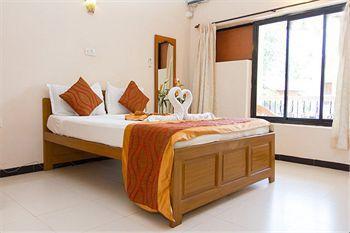 White Orchid Resort Candolim Exterior photo